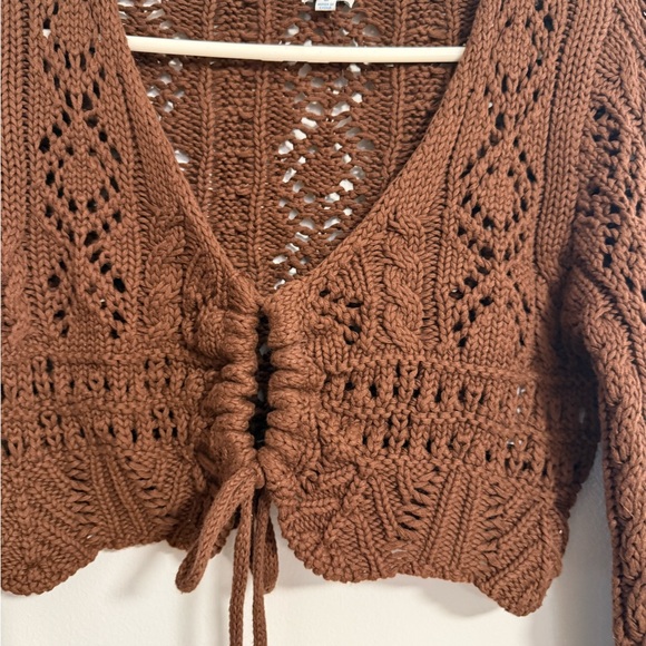 Francesca’s Women’s Chocolate Knit Boho Fairy Crop Top - Picture 3 of 7